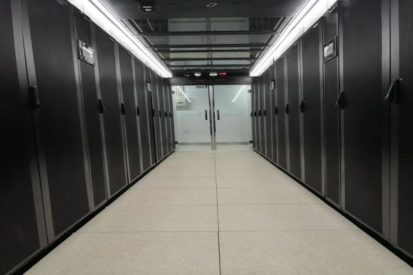 Analysis of the advantages and applicable scenarios of Hong Kong Pagoda Server Hosting